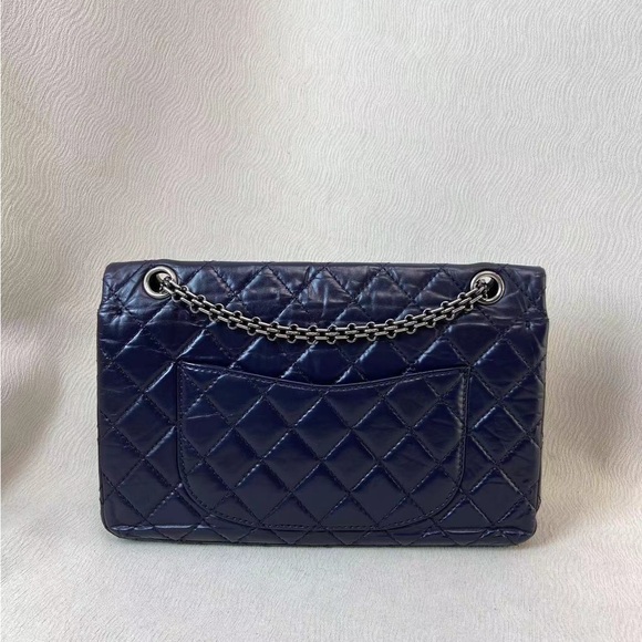 SOLD - CHANEL Dark Blue Crumpled Calfskin Reissue 2.55 226 - Picture 5 of 15